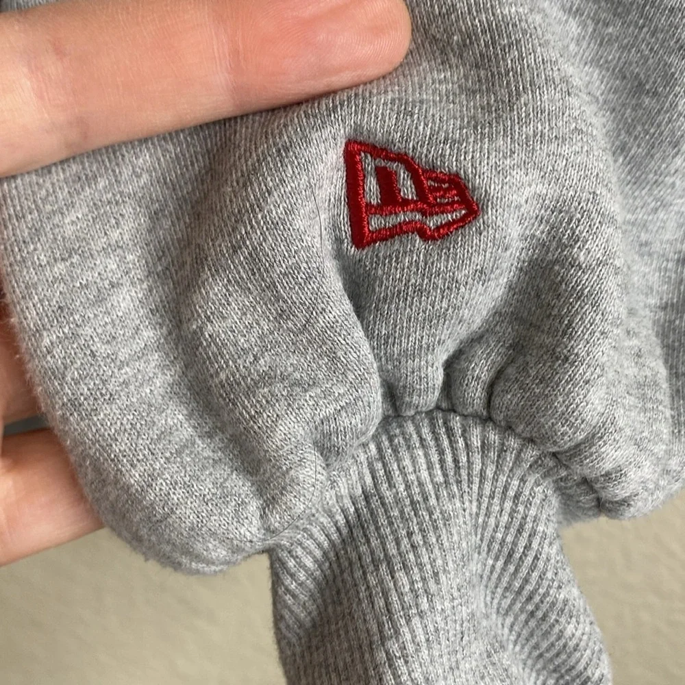 New Era Kansas City Chiefs crewneck sweatshirt small women’s balloon sleeve